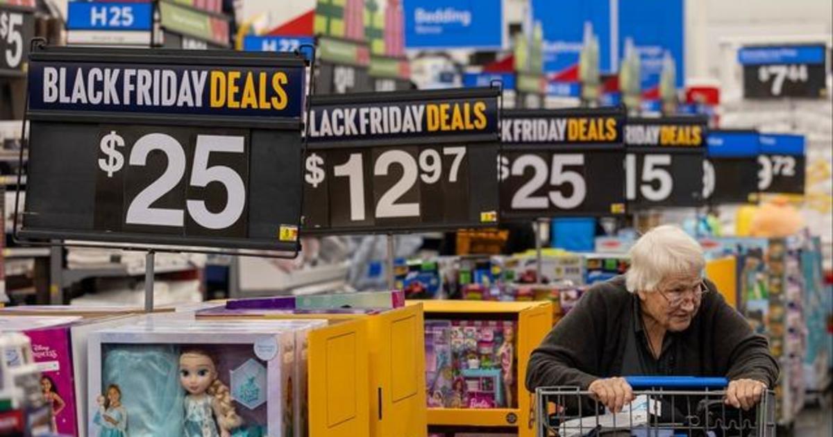 Holiday Shopping Trends: Spending Expectations and Retailer Concerns