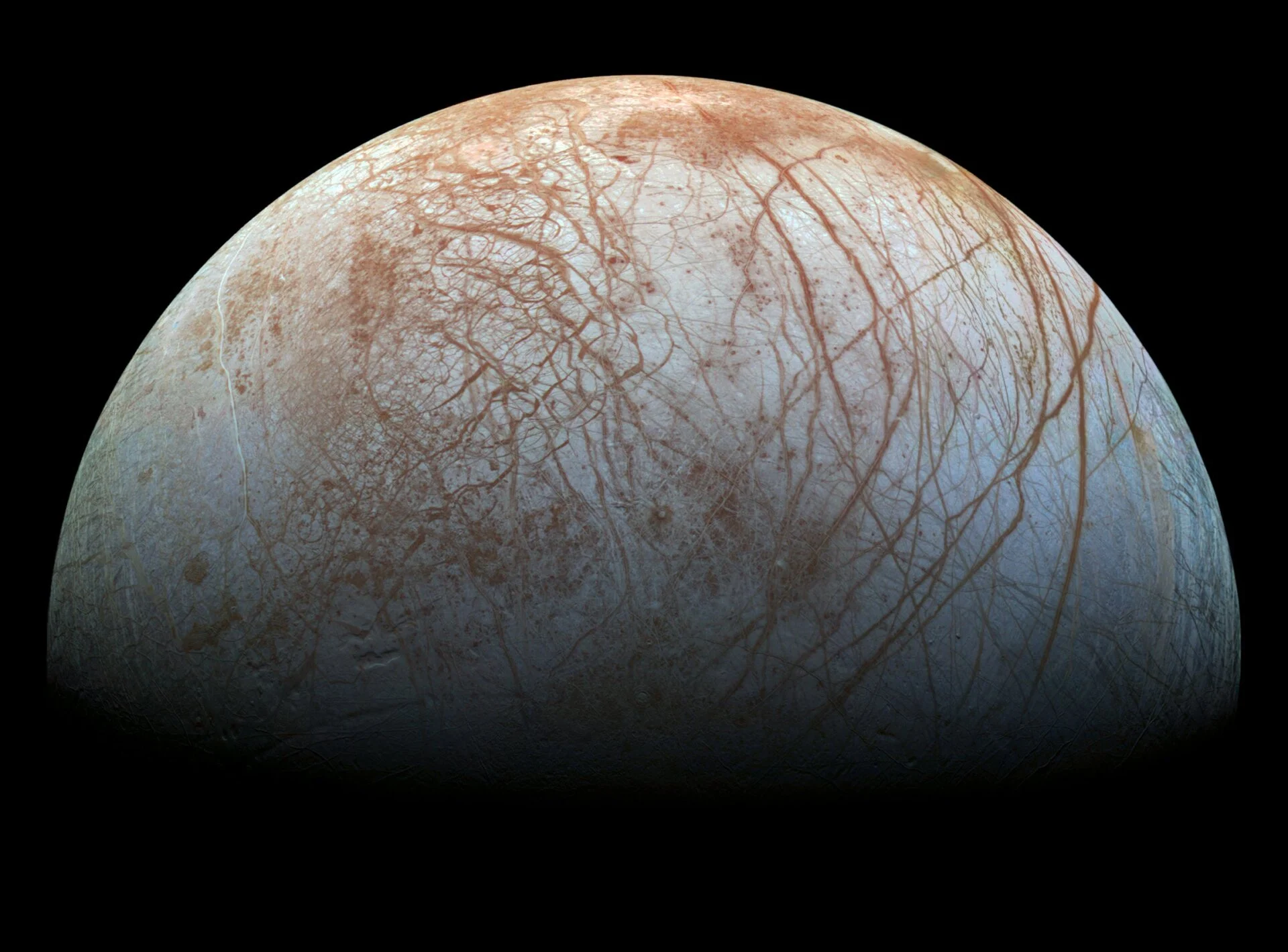 Featured image for Radioactive Elements Could Power Life in Europa's Hidden Oceans