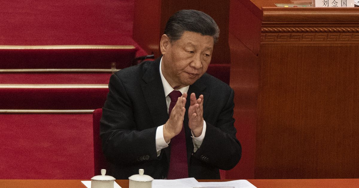 "Reviving China's Slowing Economy: Government's Plan and Challenges Ahead"