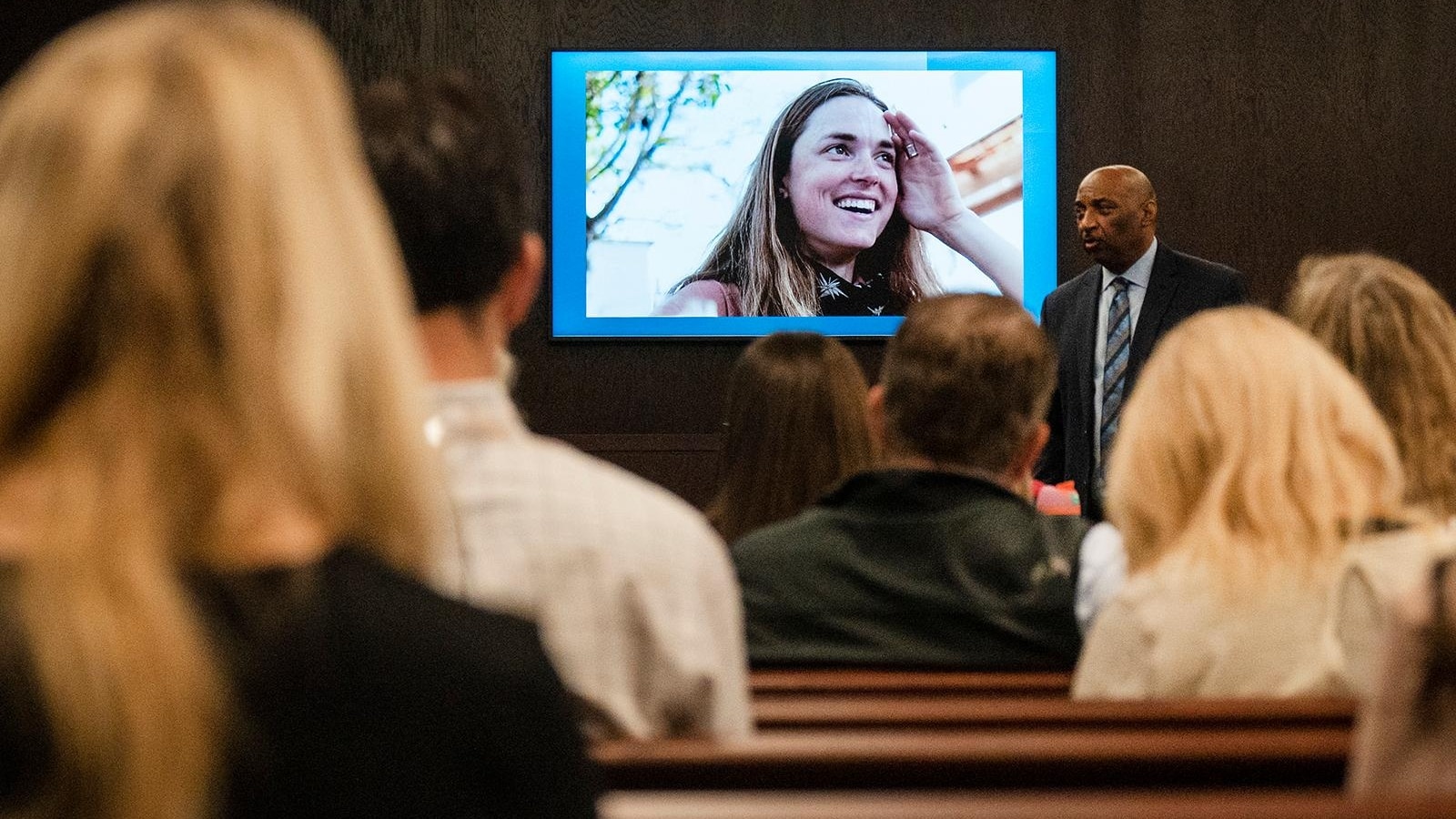 "Fugitive Killer of Pro Cyclist Captured Through Fake Yoga Instructor Ad"