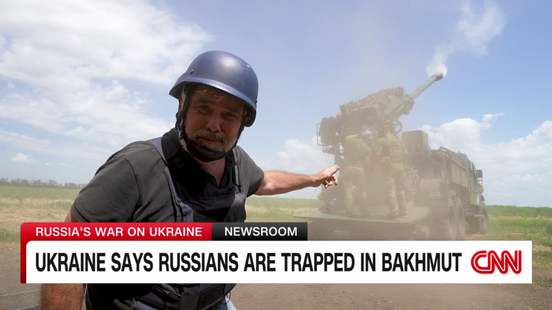 Intense Fighting and Gains Reported in Bakhmut as Ukraine Battles Russian Troops