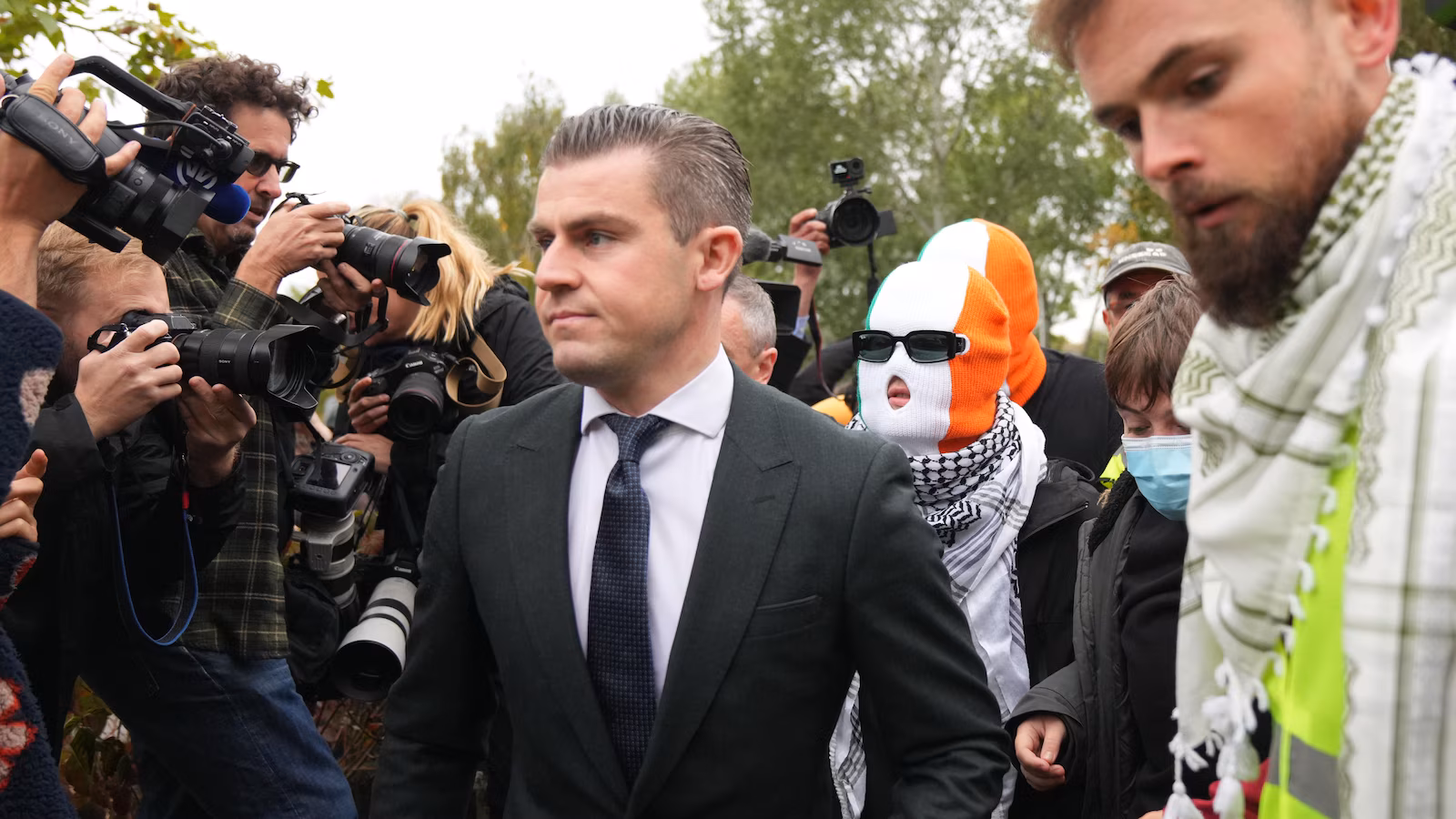 Featured image for UK Court Dismisses Terror Charges Against Kneecap Member