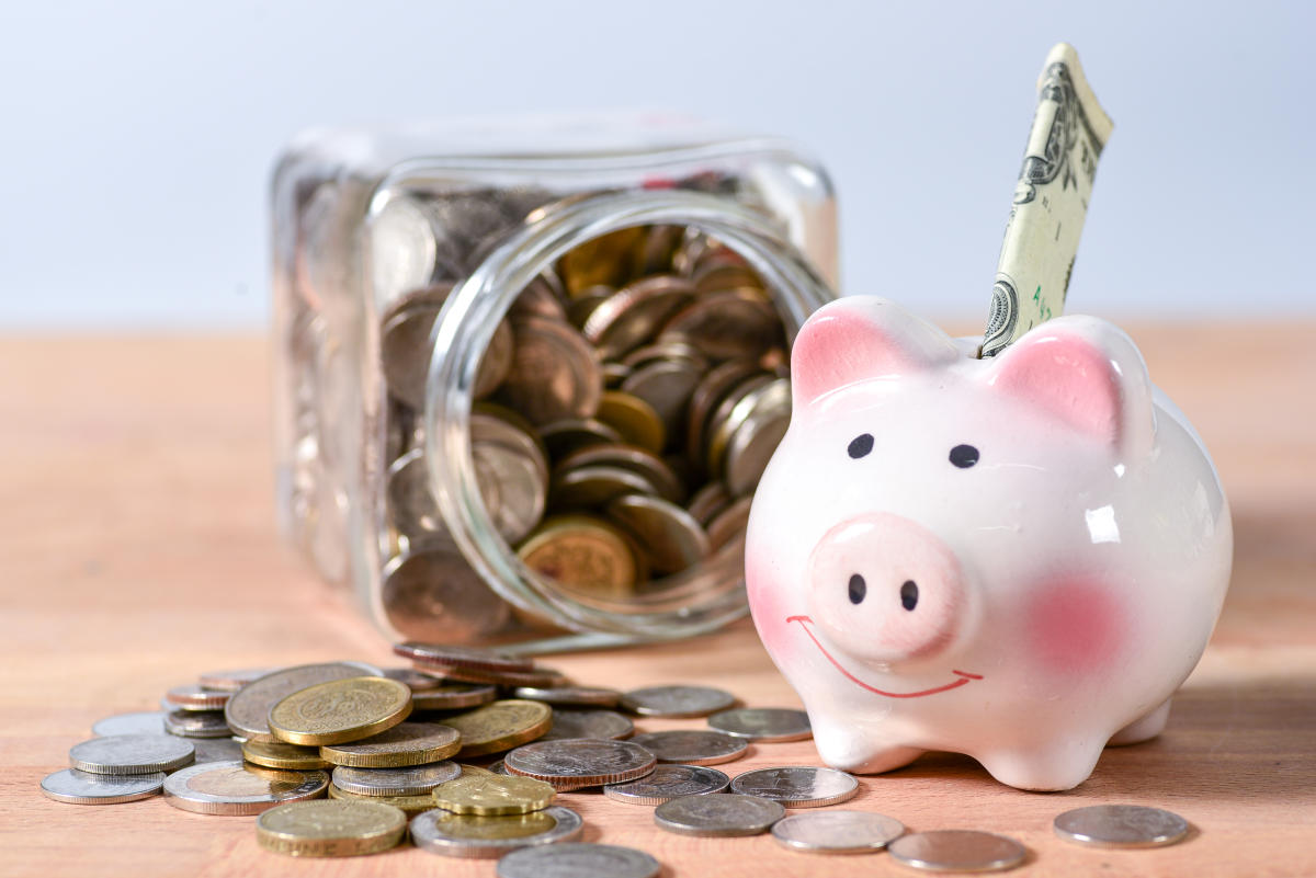 Featured image for "Maximize Your Savings: Top CD Rates Comparison - April 17, 2024"