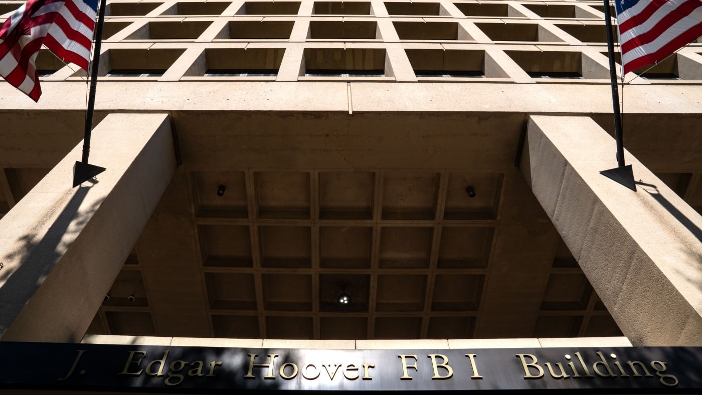 Featured image for Trump Team Agrees to DOJ Background Checks for Nominees