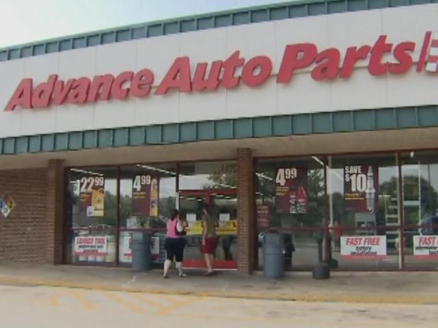 Featured image for Advance Auto Parts to Close Over 700 Stores Amid Declining Sales