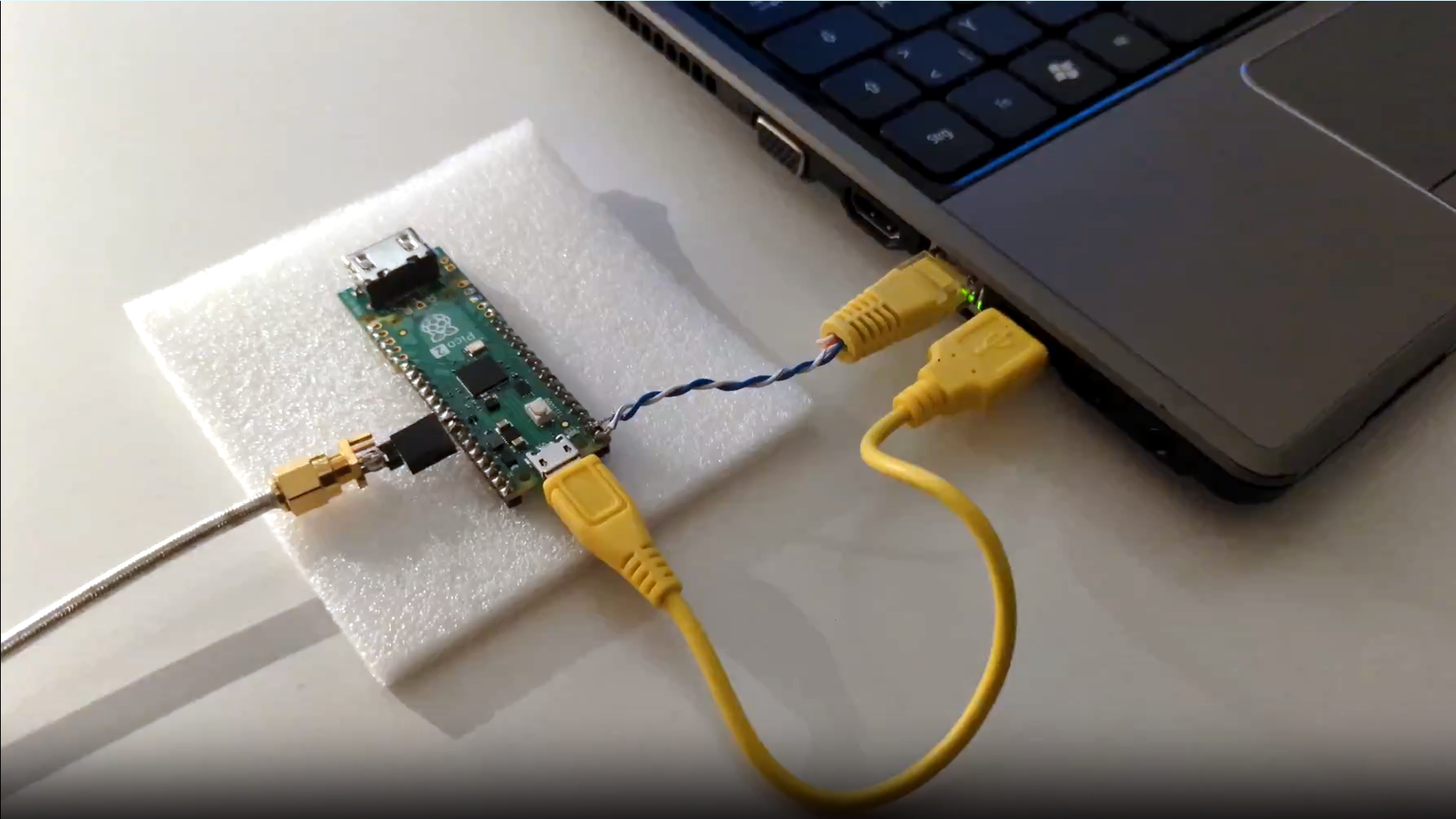 Featured image for Raspberry Pi Pico Achieves 100 MBit/s Ethernet via Bit-Banging