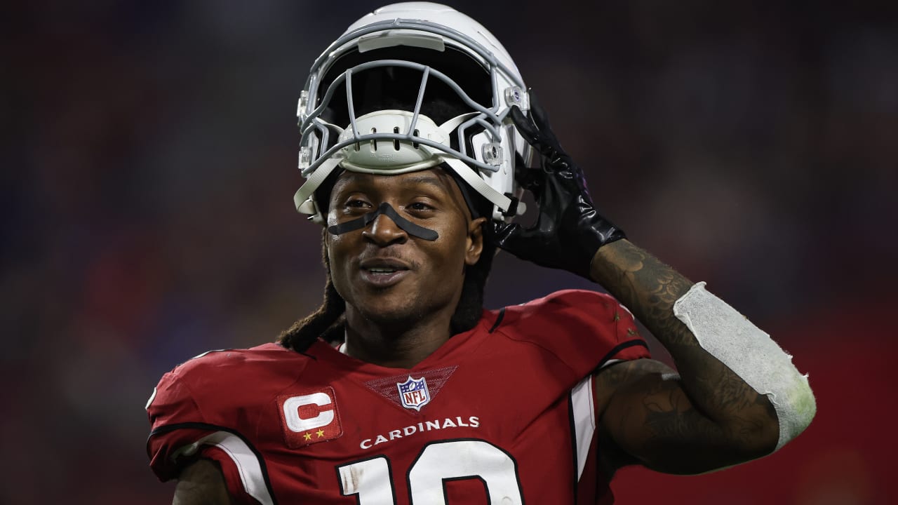 "2023 NFL Mock Draft: Building a Win-Now Team and Stealing the RB of the Season"
