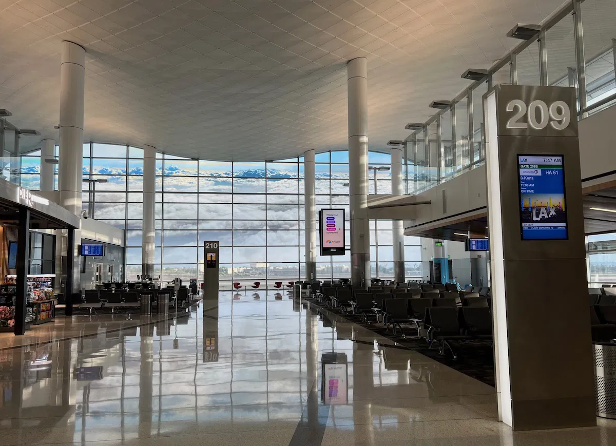 Featured image for US Introduces $250 Visa Integrity Fee, Impacting Travelers from India, China, and Mexico