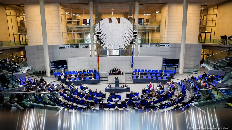 Featured image for Germany to Hold Snap Elections in February Amid Government Collapse