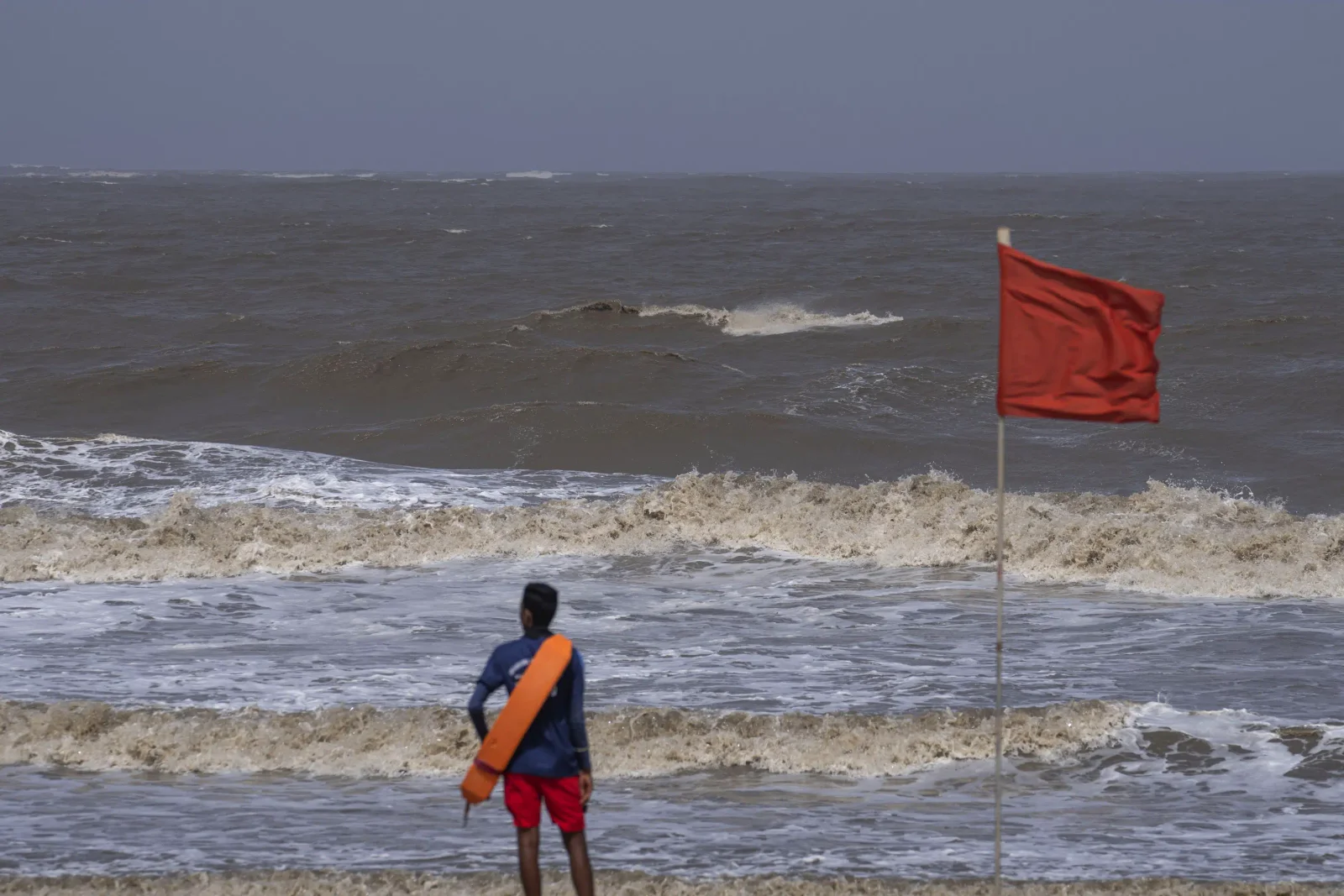 Cyclone Biparjoy threatens India and Pakistan with potential devastation.