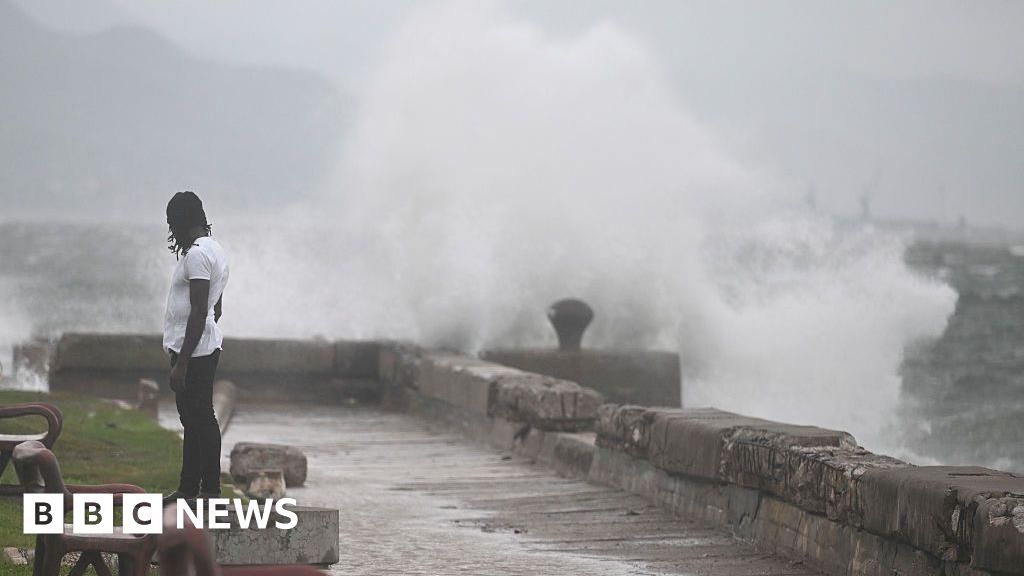 Featured image for Hurricane Melissa Hits Jamaica as Category 5 Storm, Breaking Records and Causing Devastation