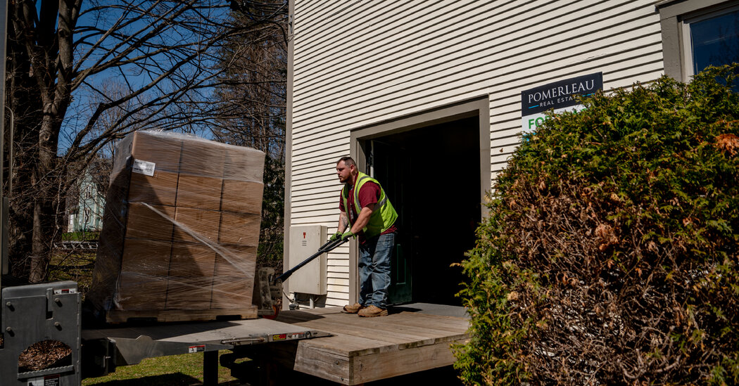 Featured image for Small Businesses Struggle Amid Rising Trump China Tariffs