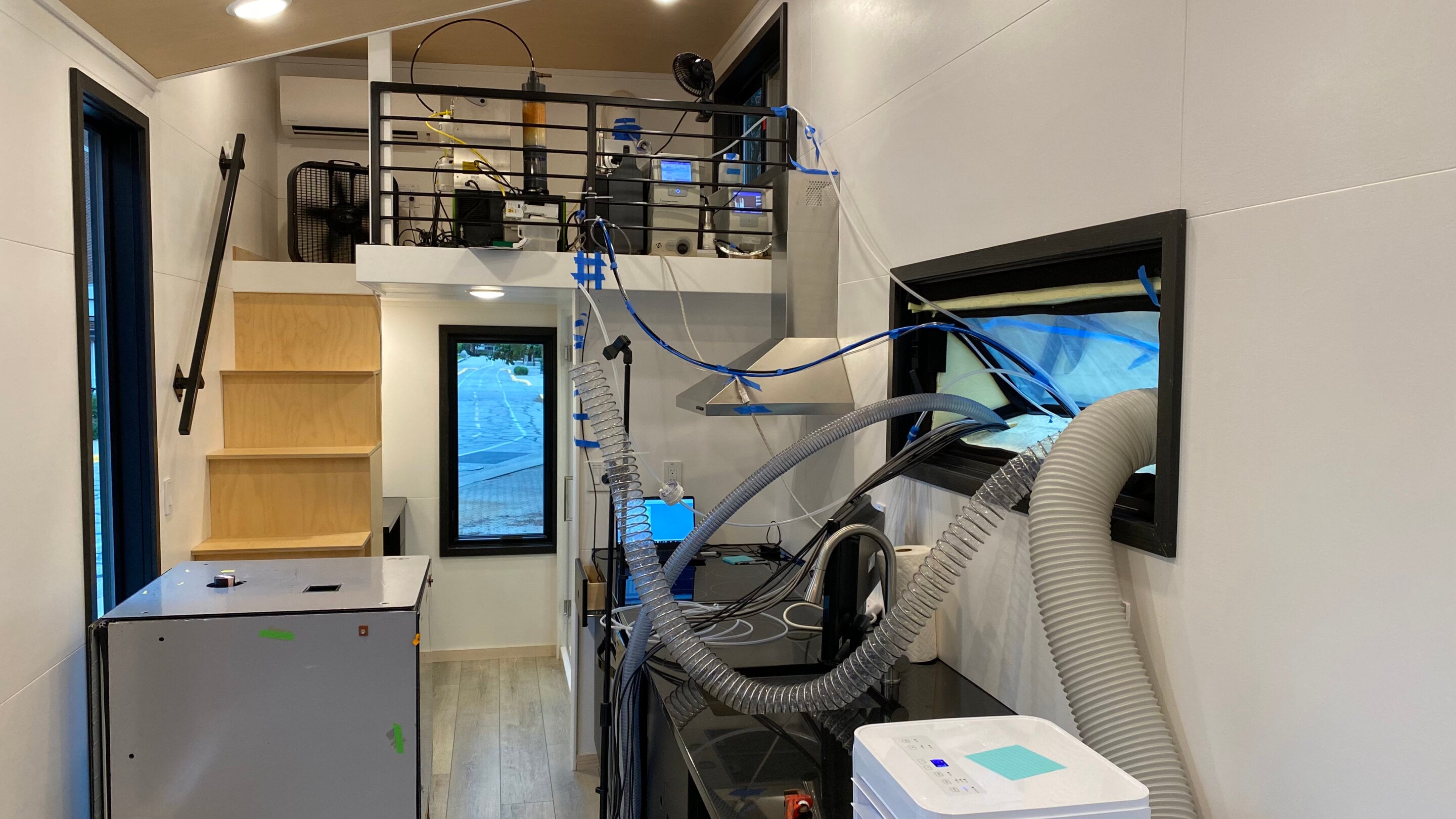 Featured image for "Gas Stove Emissions: A Greater Source of Nanoparticles Than Car Exhaust"