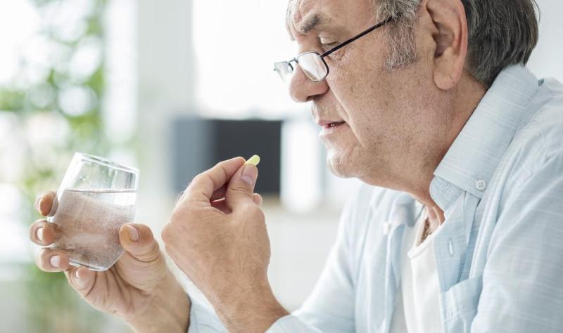 Featured image for "Paxlovid's Impact on At-Risk COVID Patients with Weak Immune Systems and Rebound Effects Explained"