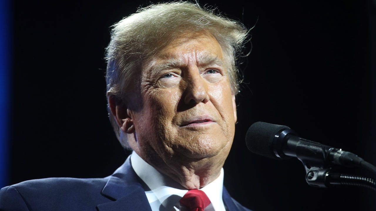 Featured image for "Trump Seeks Supreme Court Intervention in Immunity Cases"