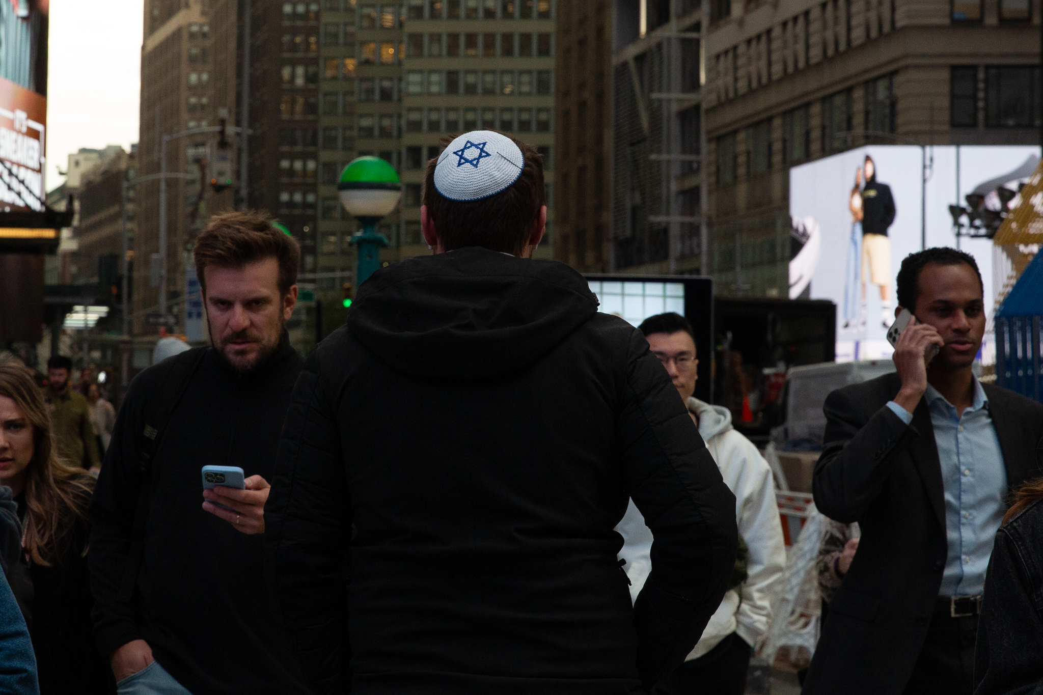 Jewish Leaders Question Mamdani's Stance Amid Political Tensions