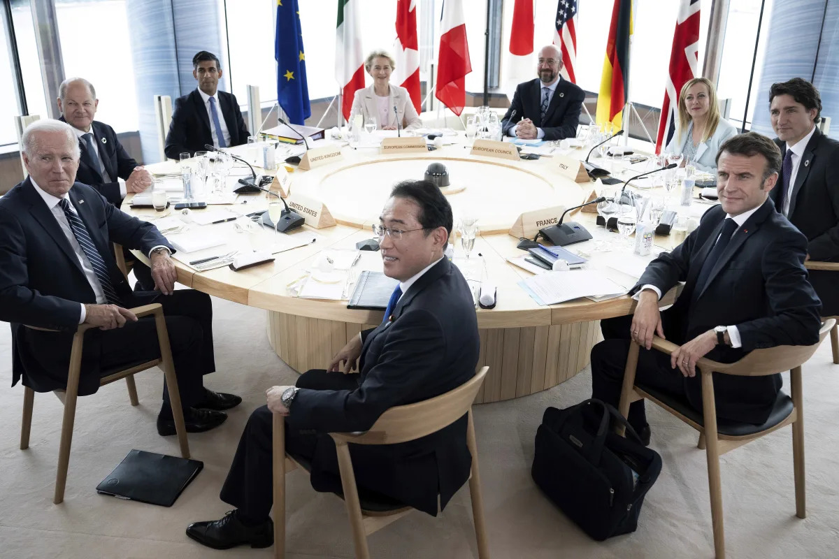 G7 and EU unite to strengthen sanctions against Russia.