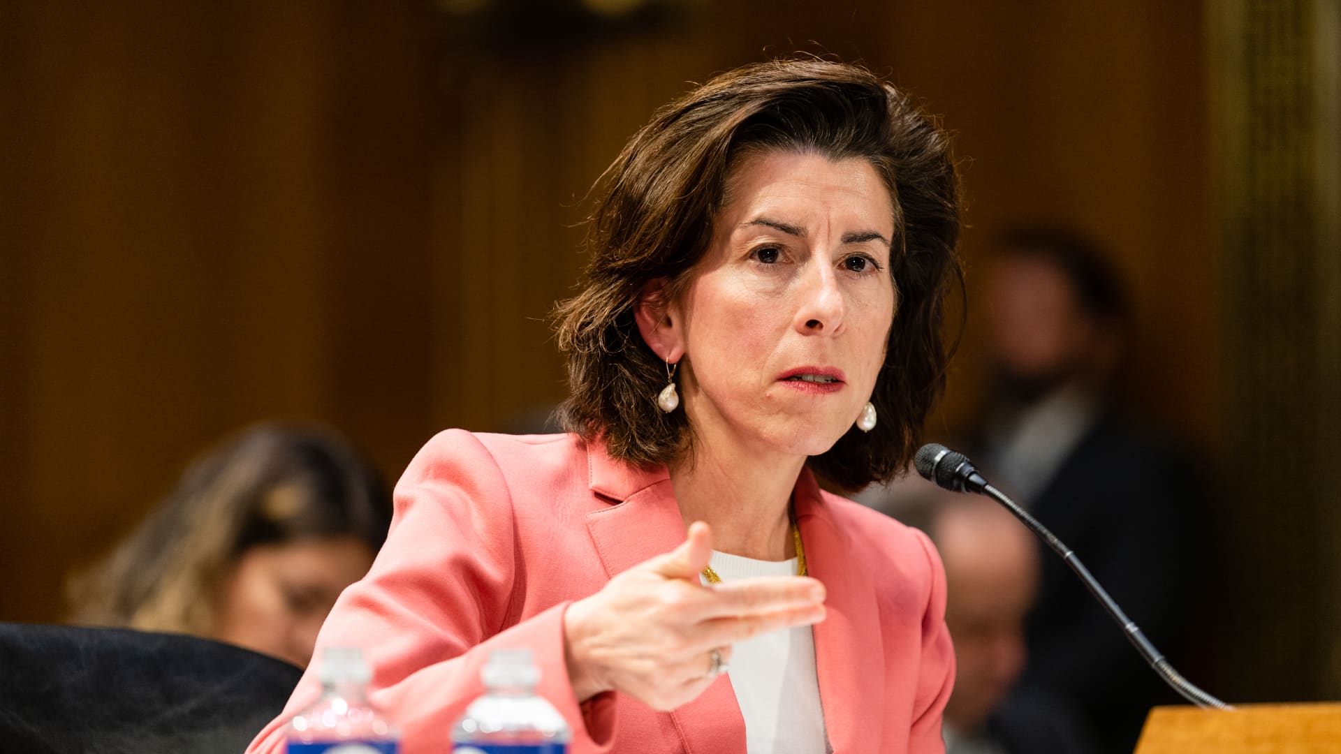 "US Commerce Secretary Gina Raimondo's Visit to China Marks Critical Moment for Global Economies"