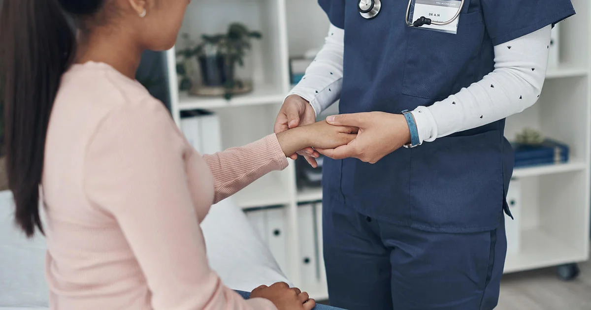 Featured image for Texas Doctor Sentenced for $200K Kickback Scheme in Lab Fraud