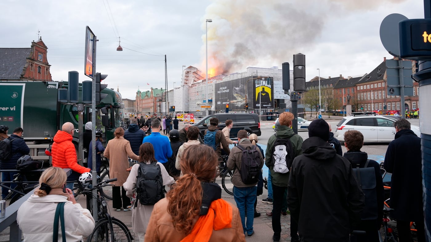 Featured image for "Copenhagen's Old Stock Exchange Spire Toppled in Massive Fire"