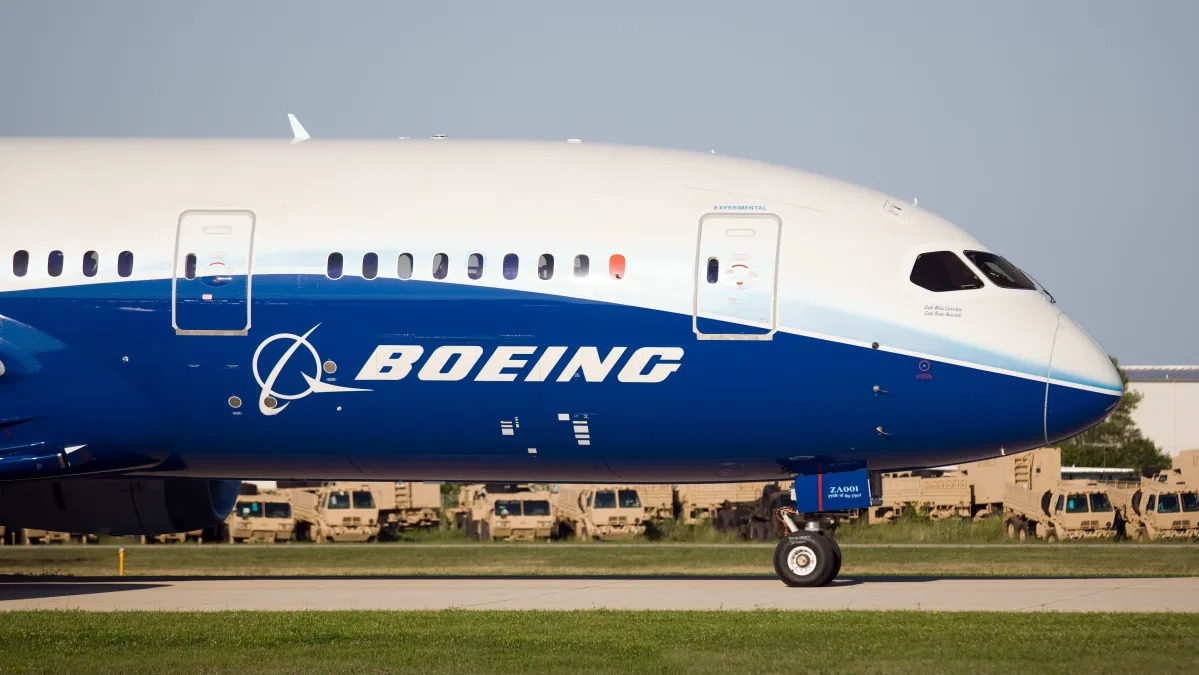 Featured image for Boeing CFO Warns of Cash Flow Issues and Slow Deliveries