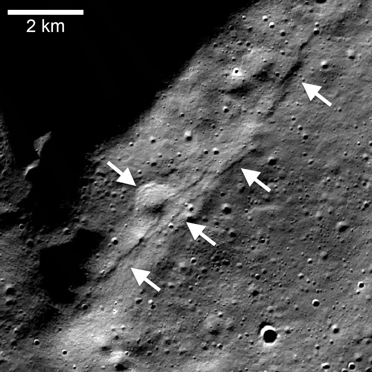 "Shrinking Moon Raises Moonquake Alert for Artemis Astronauts"