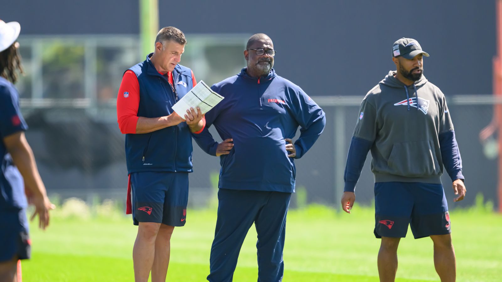 Featured image for Patriots Defense Shines in Red Zone During 08.04.25 Practice