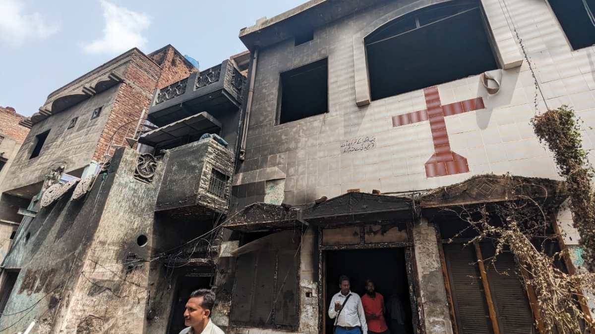 Featured image for Religious Tensions Escalate in Pakistan: Christians Arrested and Churches Vandalized