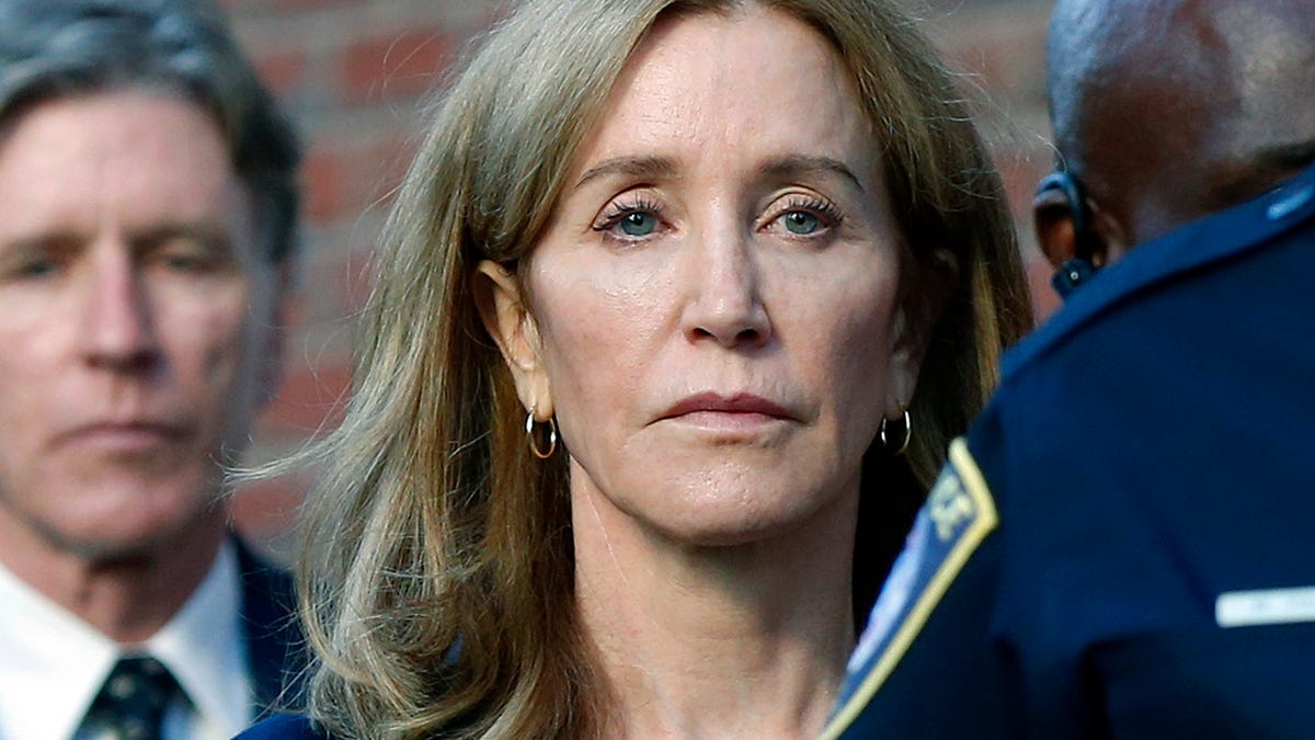 Featured image for Felicity Huffman Reflects on Life After College Admissions Scandal