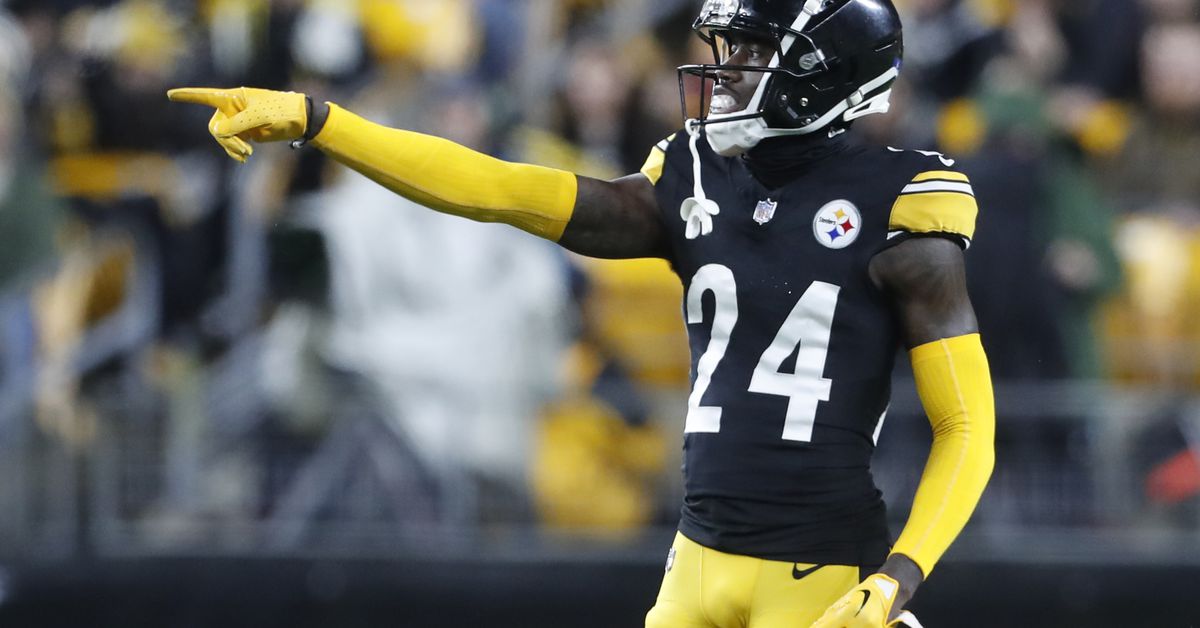 Featured image for Steelers' OTAs: Key Unknowns and Emerging Stars