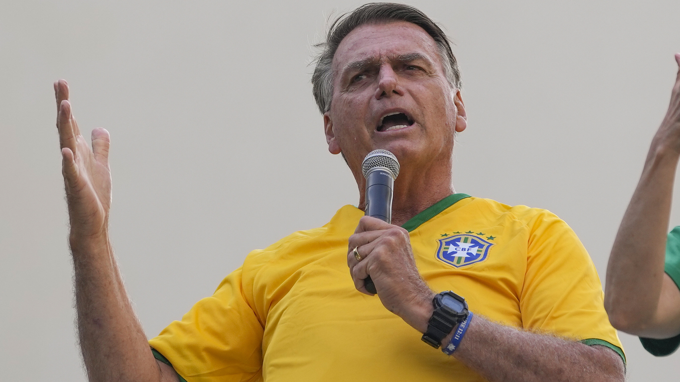 "Brazil's Ex-President Bolsonaro Implicated in Coup Plot by Military Chiefs"