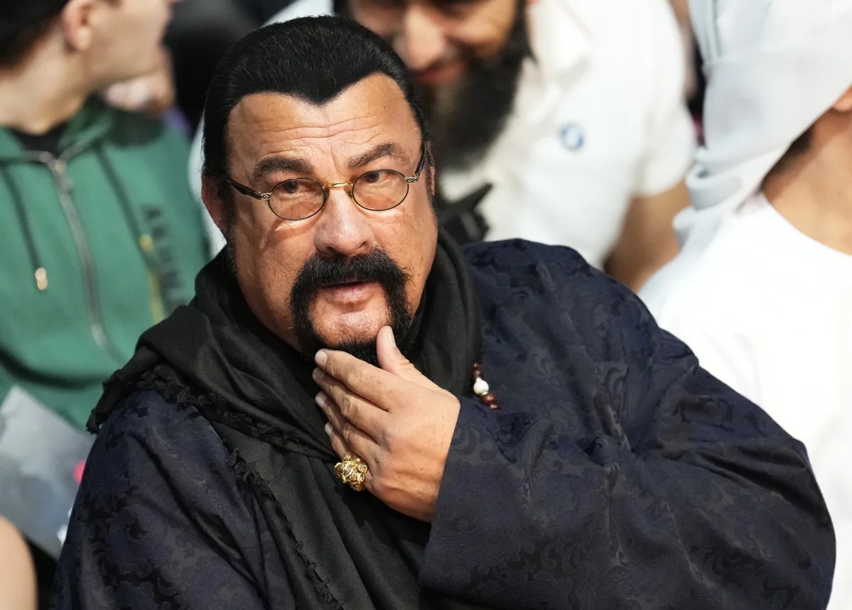Steven Seagal Defends Putin and Russian Identity Against U.S. Media