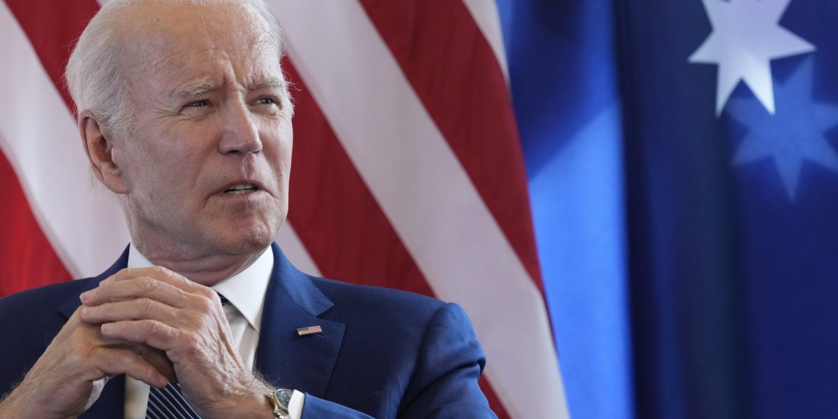 Biden's Approval Ratings on Economy and Immigration Remain Low in Recent Polls