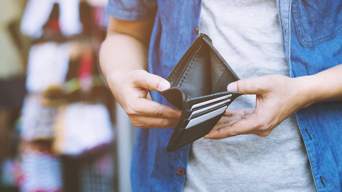 Featured image for The Cost of Living in America: An Extra $11,400 Needed