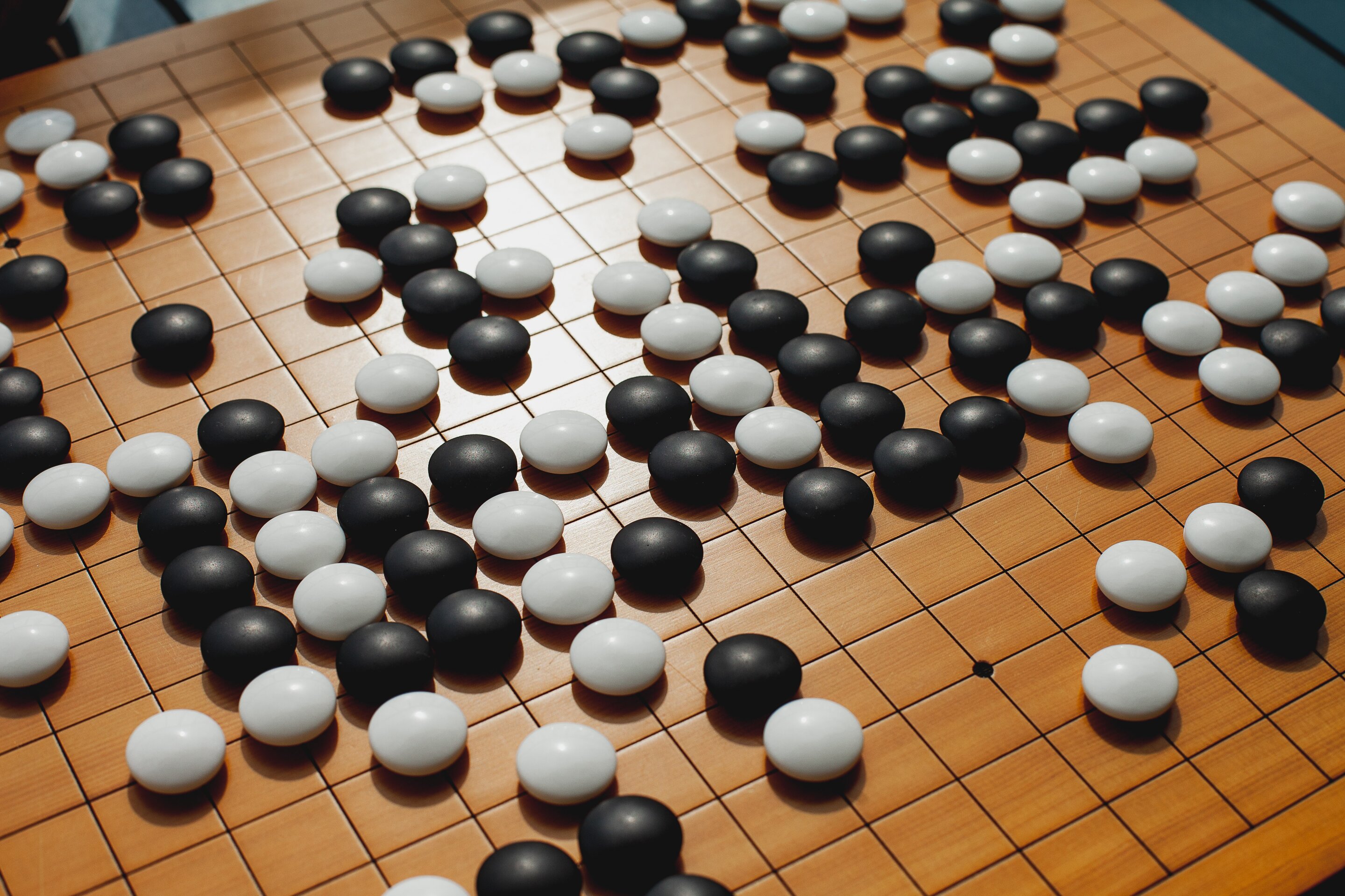 AI's Novel Gameplay Spurs Human Creativity and Improvement