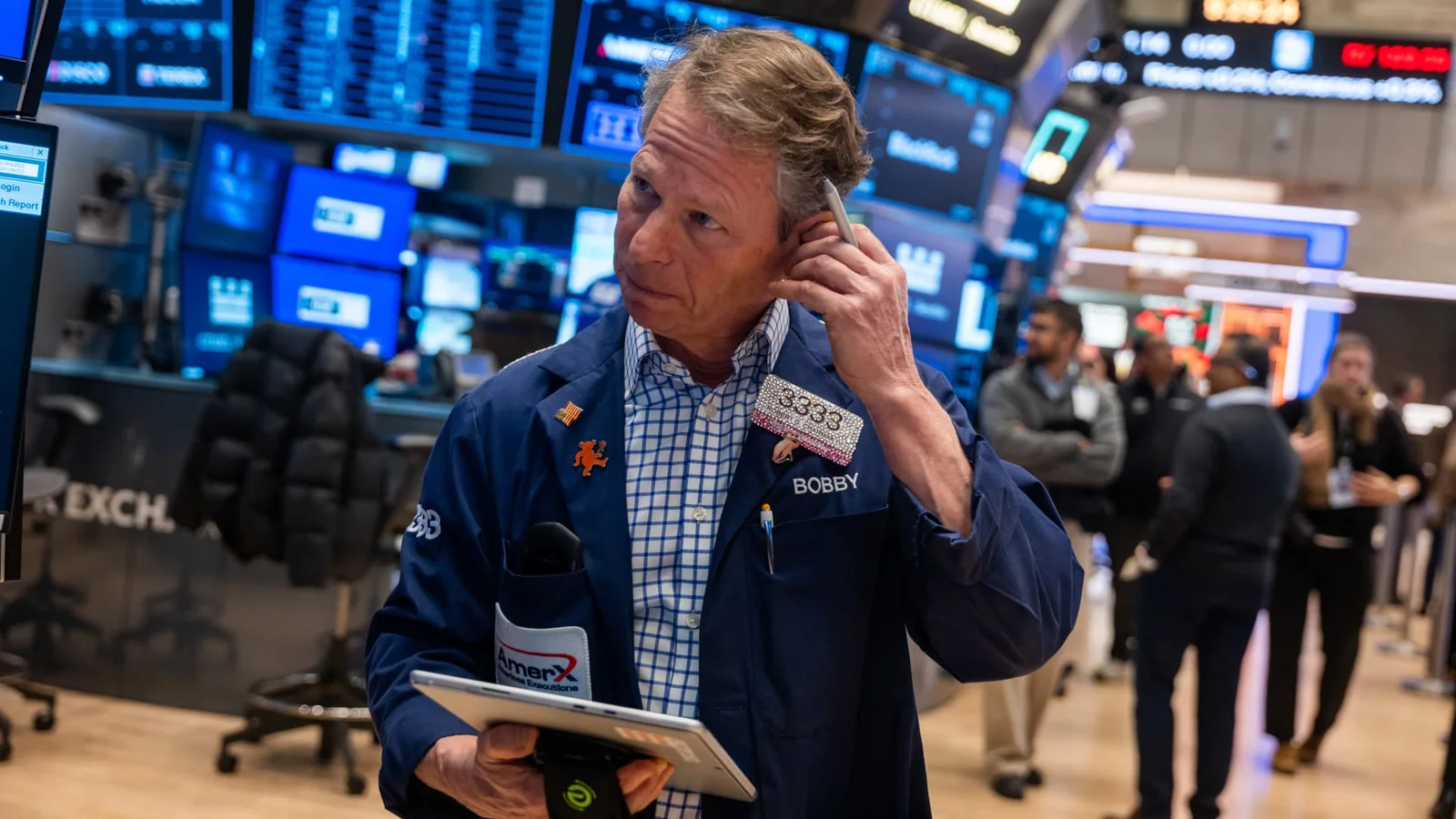 Stocks slip after Trump raises global tariffs to 15%, fueling growth fears