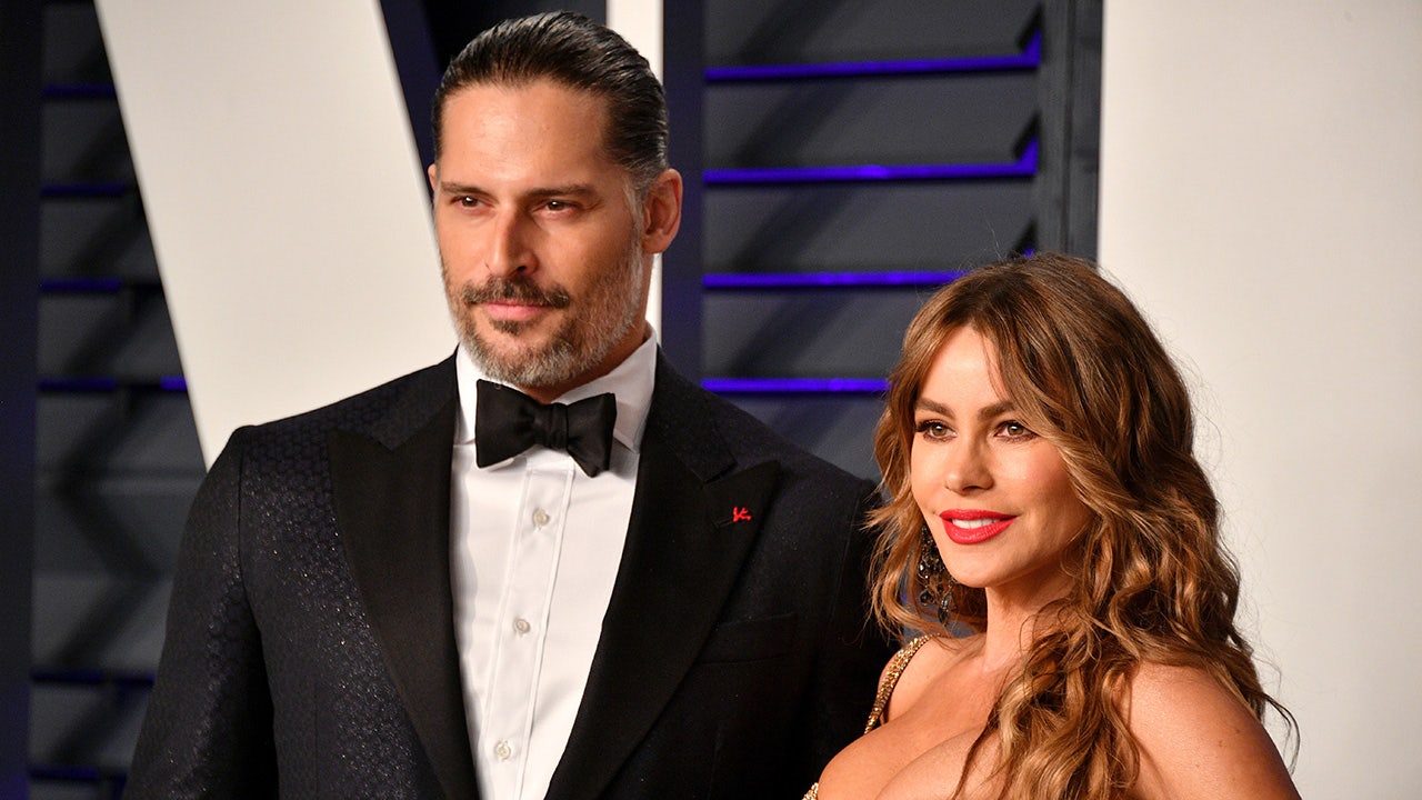 Featured image for Joe Manganiello Denies Sofia Vergara's Claim Divorce Was Over Kids