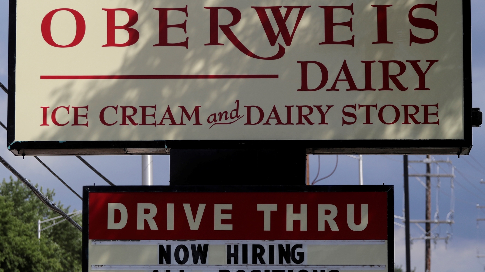 Featured image for "Oberweis Dairy Seeks Chapter 11 Bankruptcy Protection, Owes $4M+"
