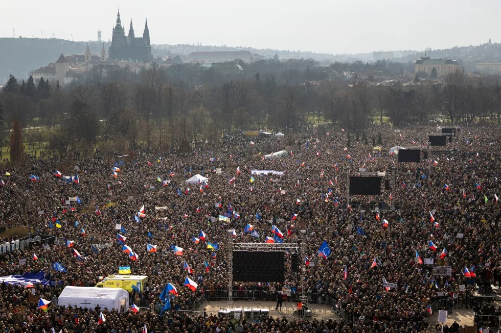 Prague hosts massive anti-government rally against Babiš-led coalition