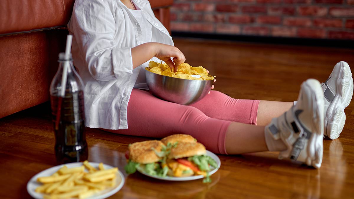 Featured image for The Impact of Boredom Eating and Eating Patterns on Kids' Health