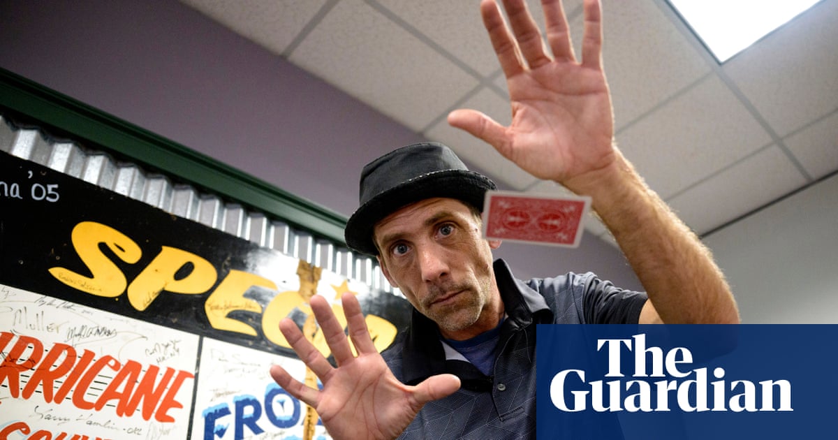 Featured image for "Democratic Operative Confesses to AI Biden Robocall Scheme"