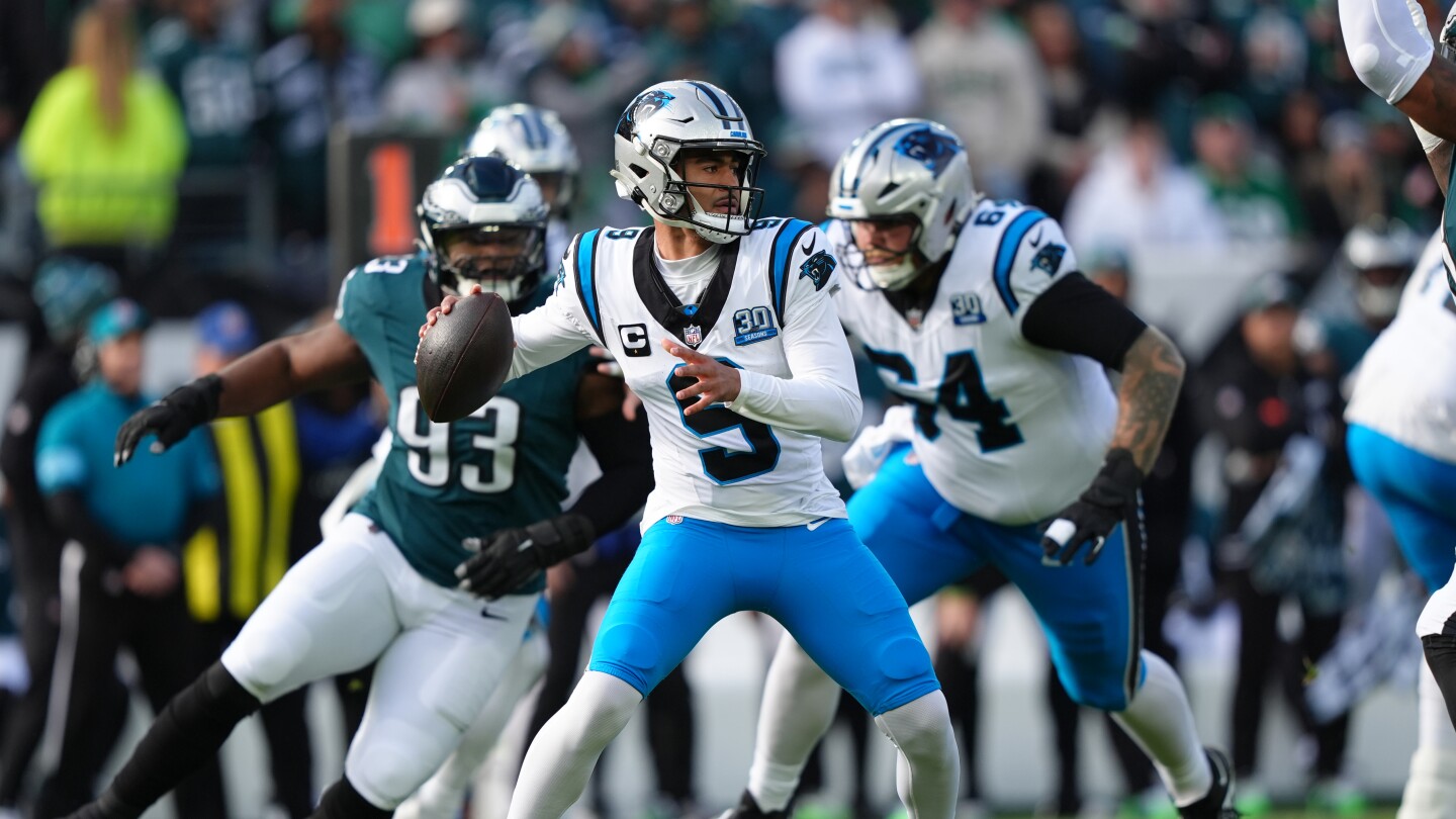 Featured image for Eagles Edge Panthers for Ninth Consecutive Victory