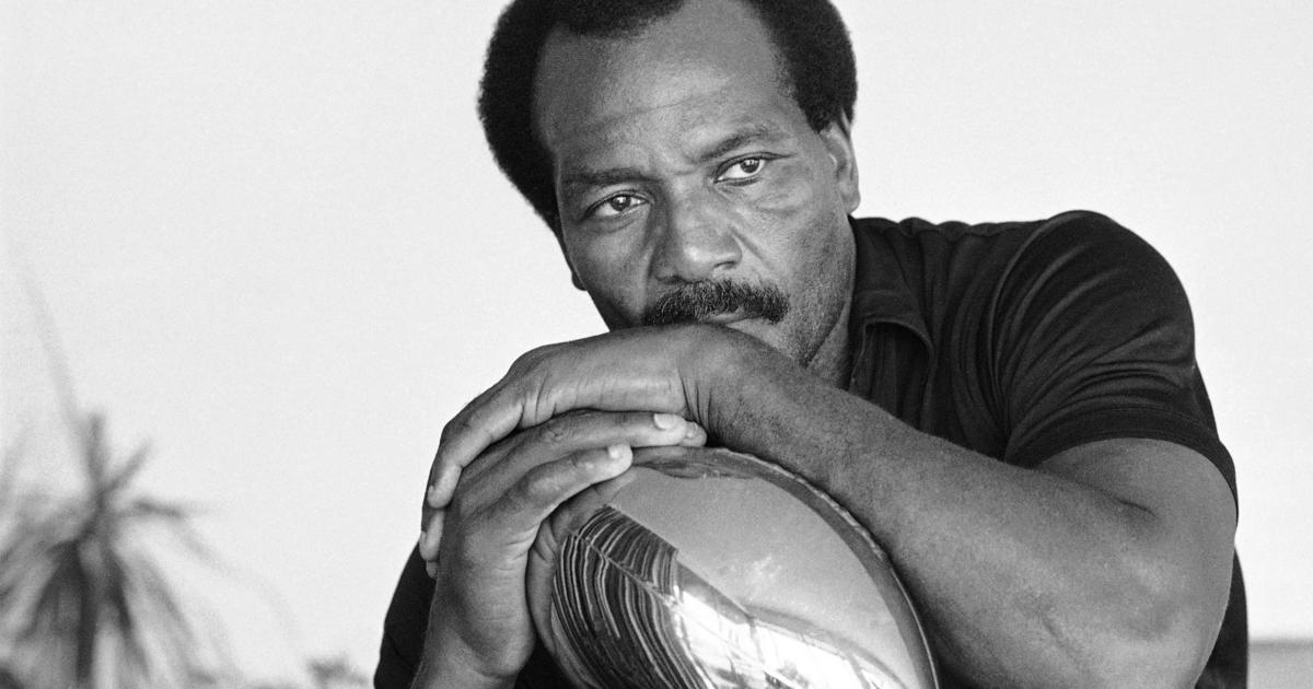 The Complex Legacy of NFL Legend Jim Brown