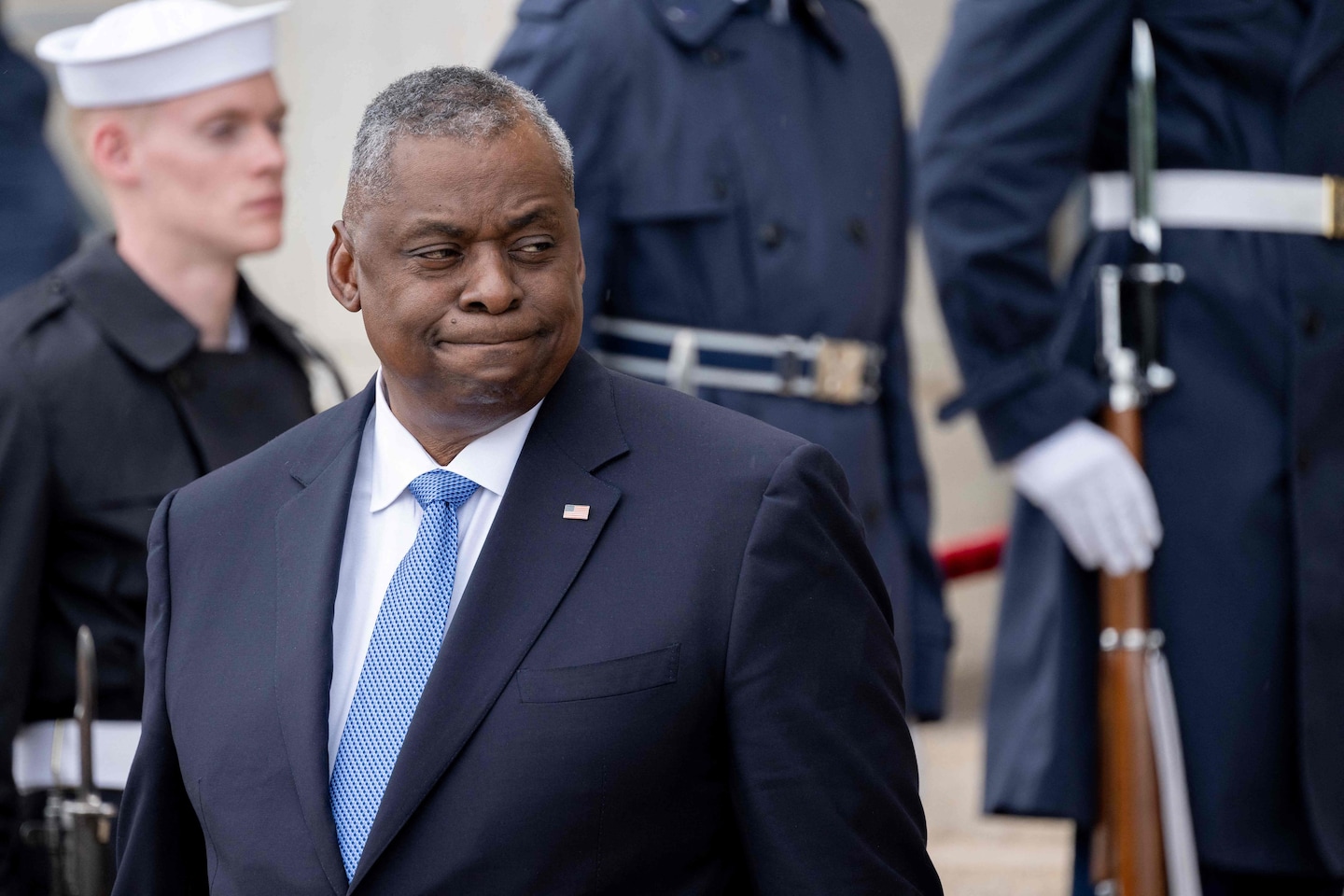 US Defense Secretary shows support for Ukraine in Brussels talks.