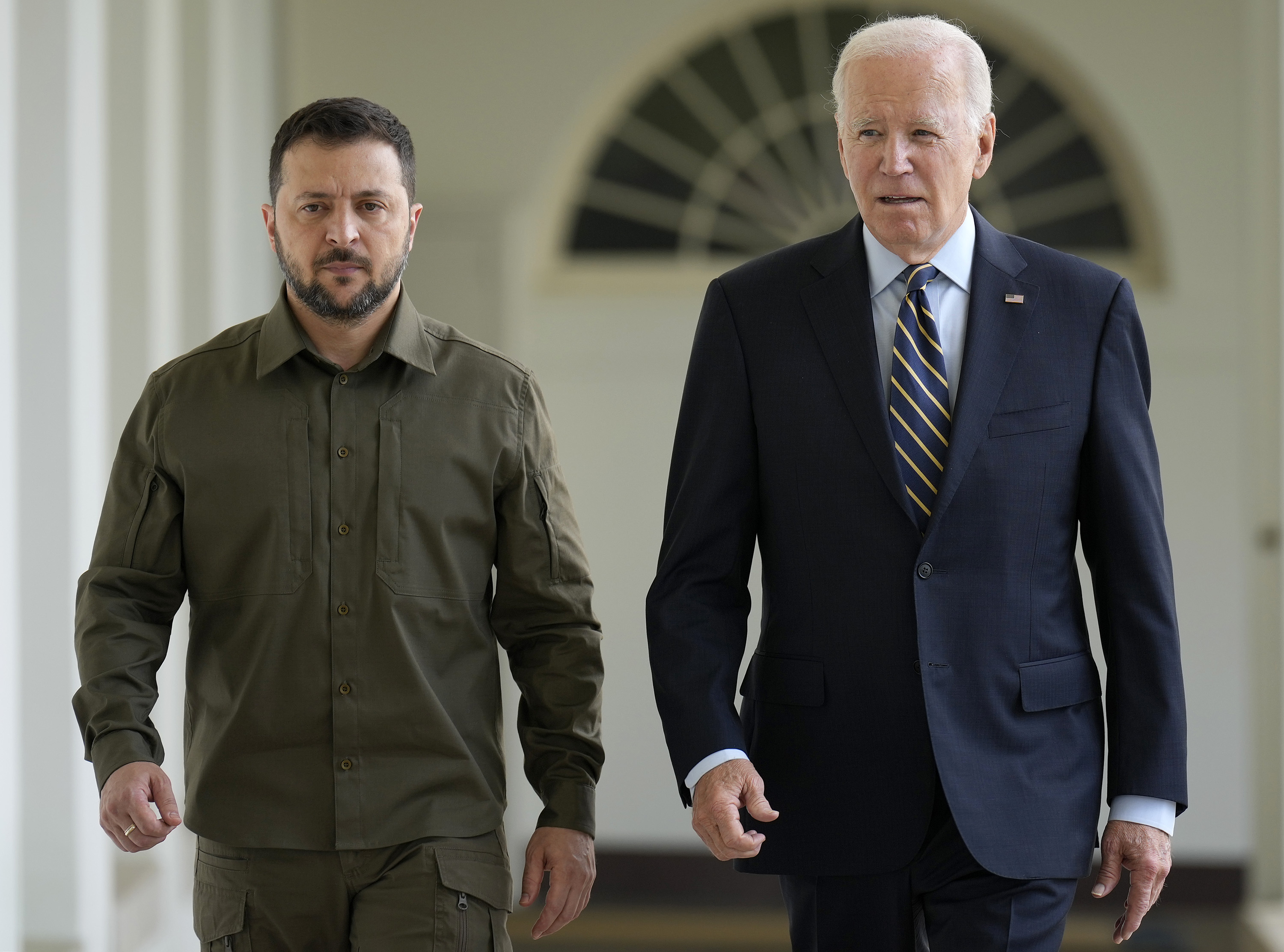Zelensky Urges Biden to Attend Swiss Peace Summit, Warns of Putin's Approval if Absent