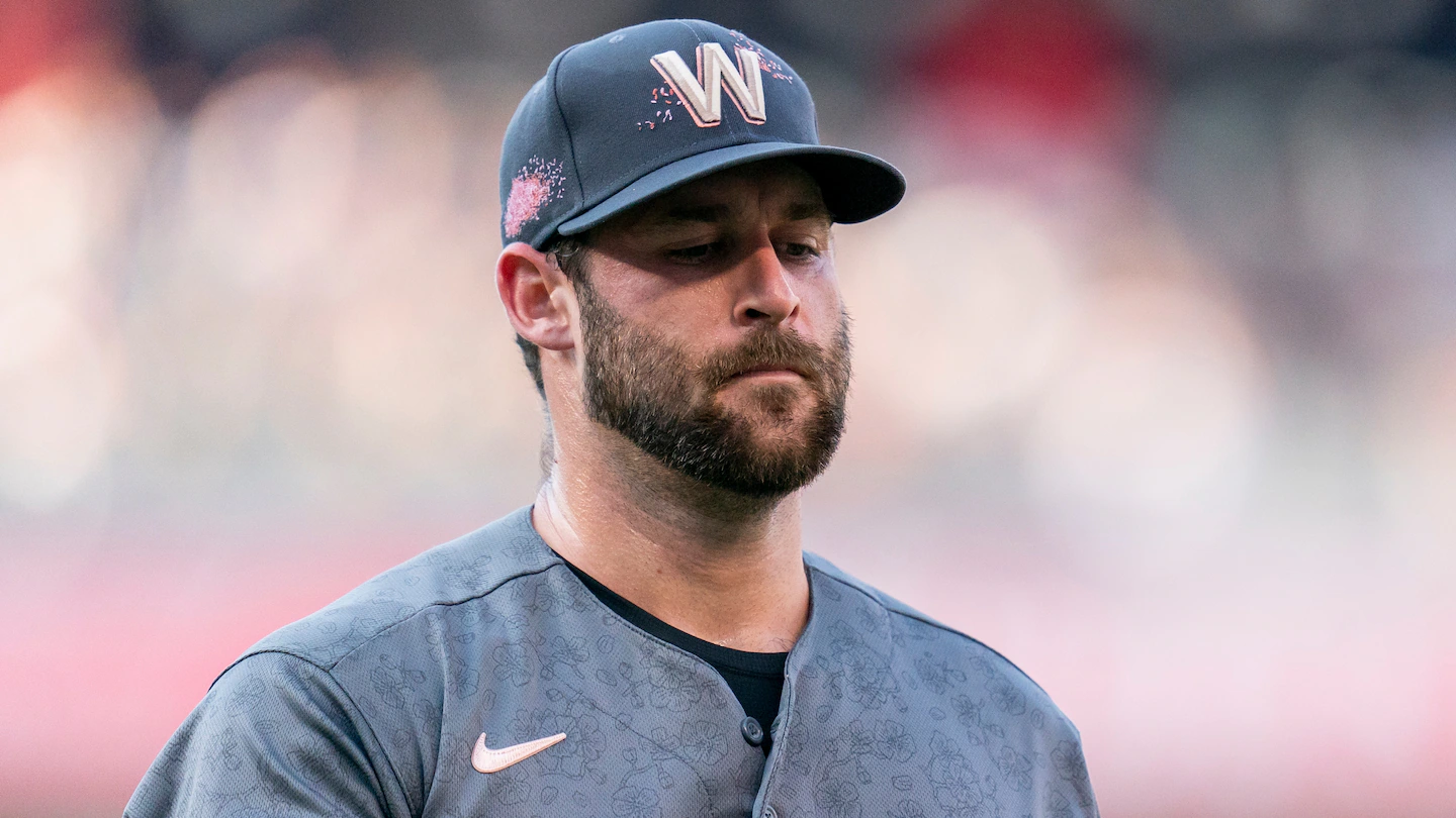 Featured image for Phillies dominate Nationals with late surge and multiple home runs