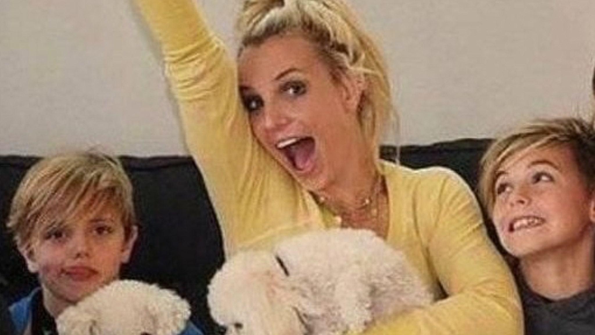 "Britney Spears Celebrates New Year's Eve with Nostalgic Photos of Sons"