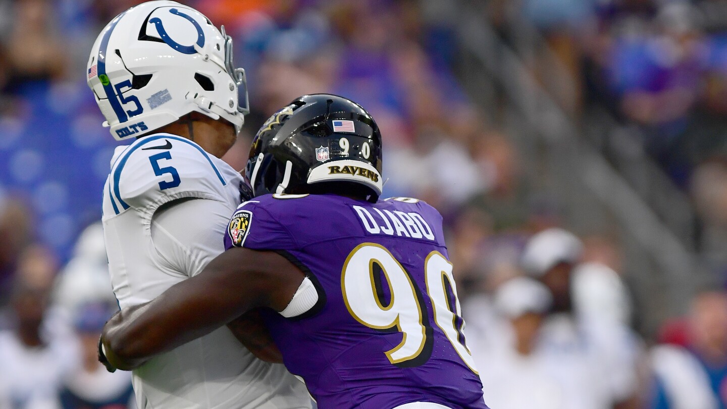 Anthony Richardson sidelined with dislocated pinkie after preseason injury