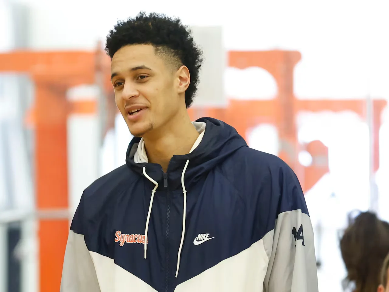 Jesse Edwards Commits to West Virginia as Transfer Destination.