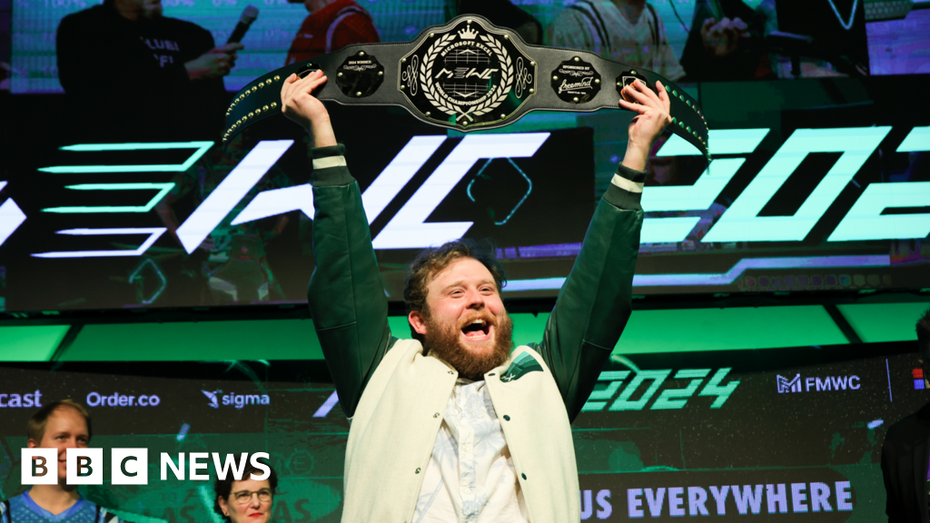 Featured image for The Rise of Competitive Microsoft Excel as a Fast-Growing E-Sport